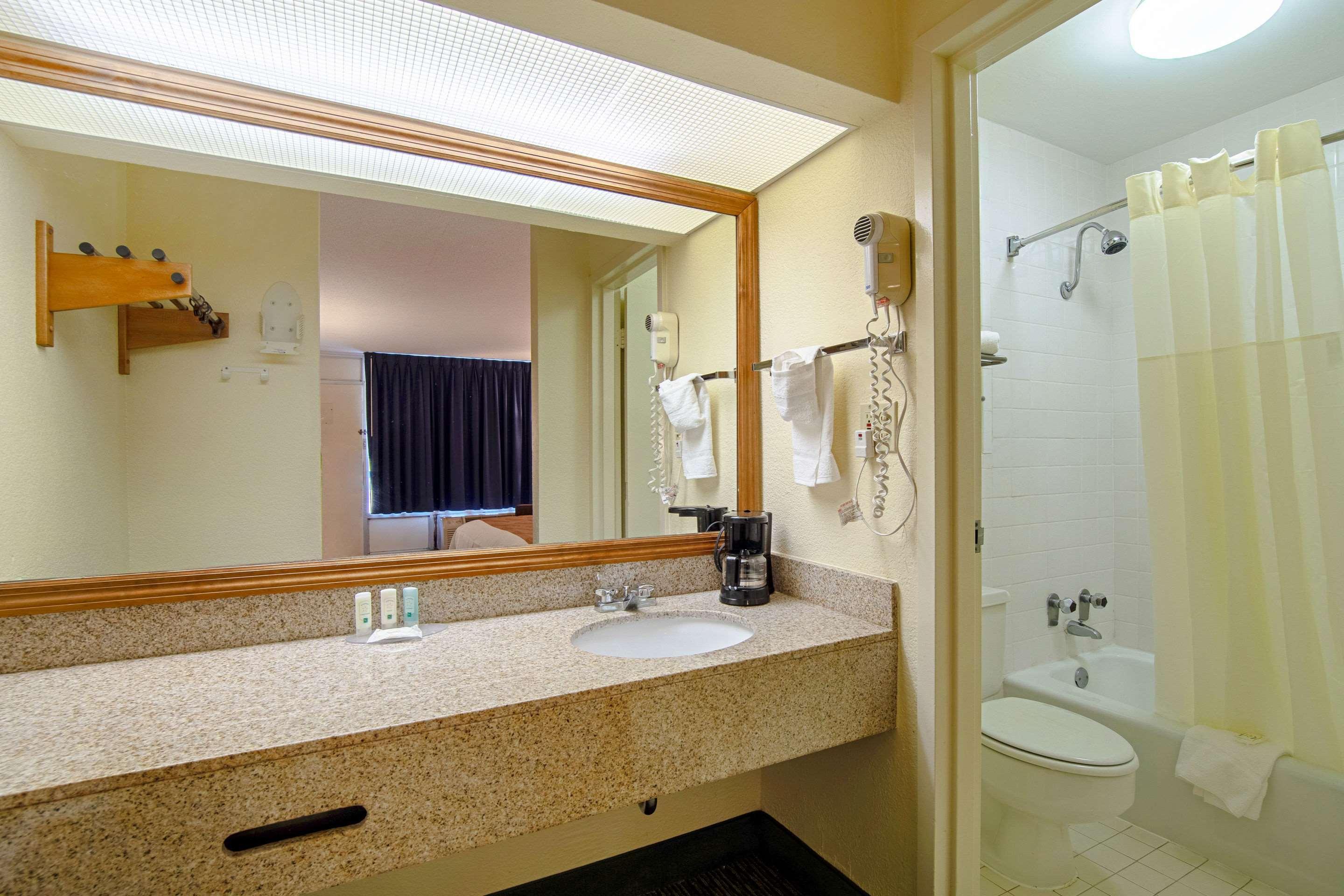 Quality Inn St George I-95 St. George Exterior foto