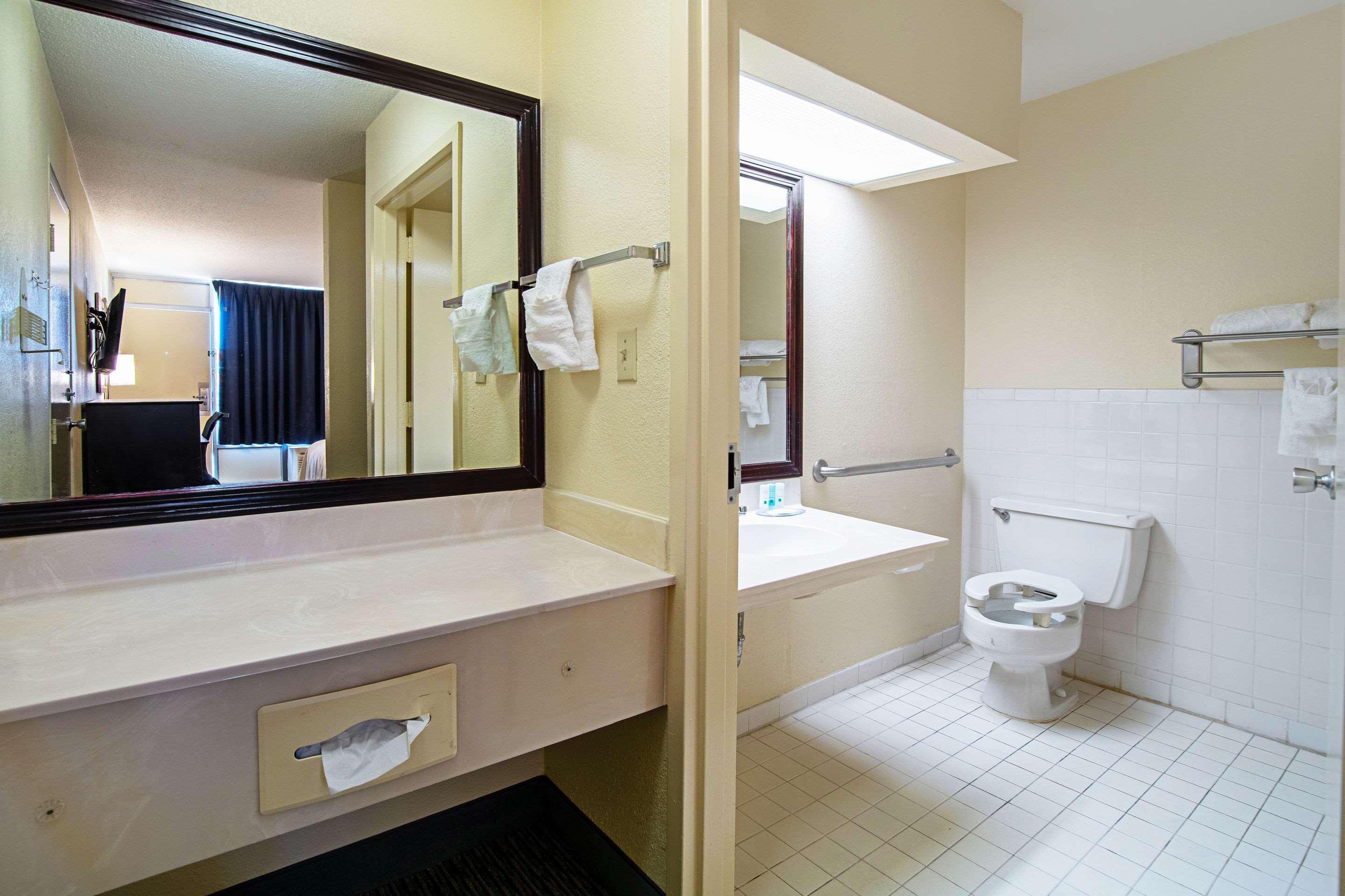 Quality Inn St George I-95 St. George Exterior foto